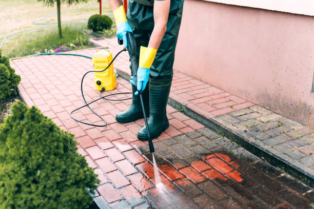Best Commercial Pressure Washing in Cottage Grove, WI